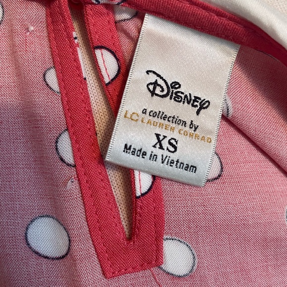 Collared Disney Women’s blouse - Picture 2 of 4